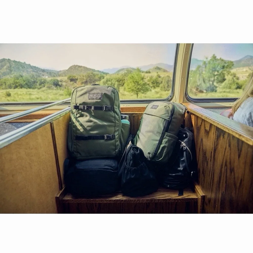 JanSport Venture Pack System 60L Travel Backpack 2-in-1 Carry On Cargo GREEN NEW